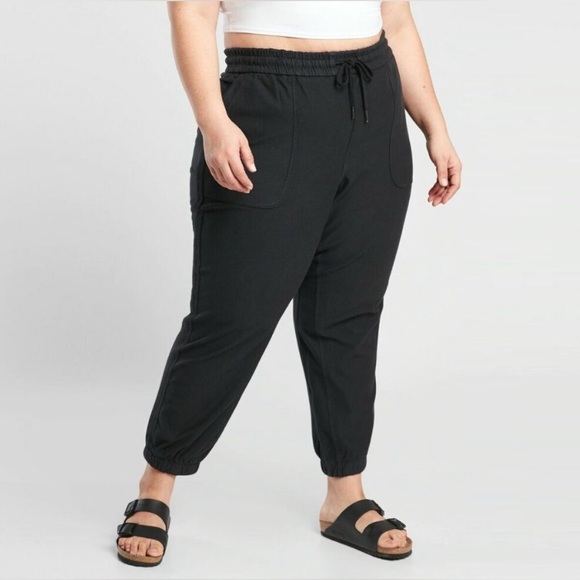 Size 24 3X ATHLETA Farallon Jogger Pants Black NEW - Picture 4 of 9